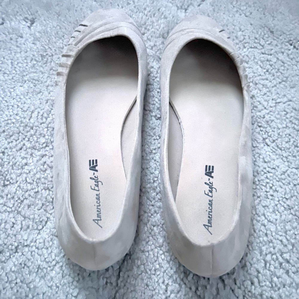 American Eagle flats